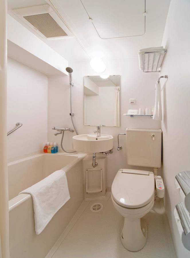 Smile Hotel Matsuyama Мацуяма Екстериор снимка